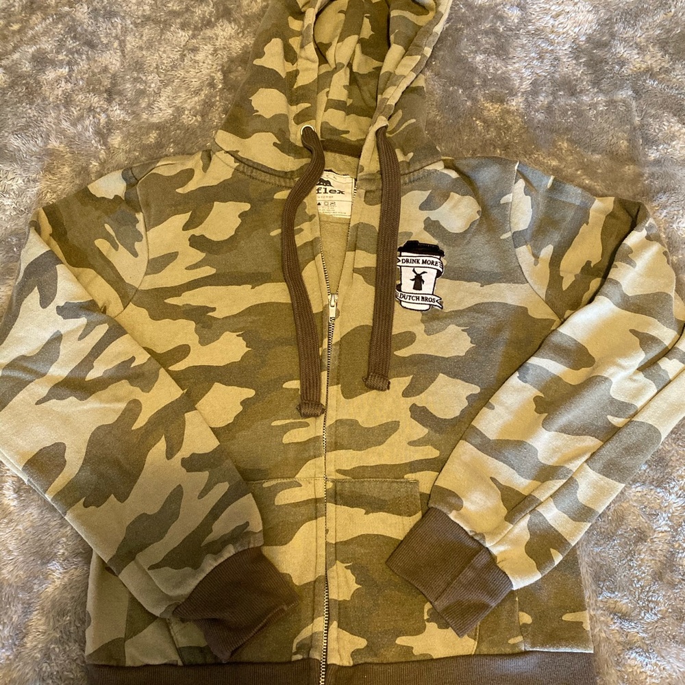 Camo Dutch bro’s zip up!